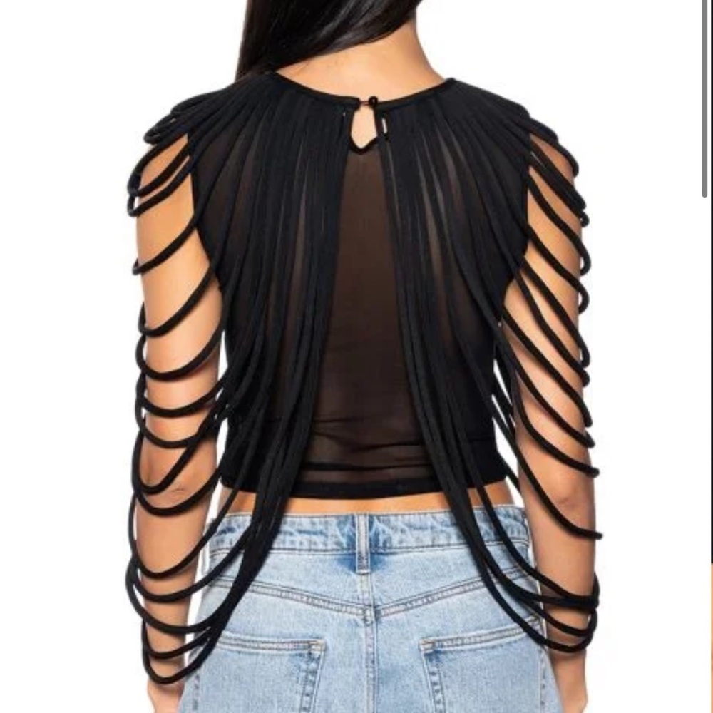 WAVY BABY SLEEVELESS ROPE DETAIL TOP IN BLACK